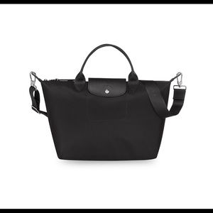 Longchamp Le Pliage Néo Medium Handbag with Strap